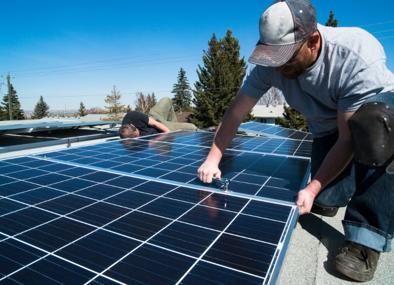 Navigating Solar Company Closures When Choosing an Installer Solar Insure